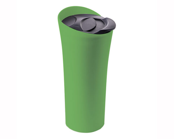 vasos de plástico duro verde
