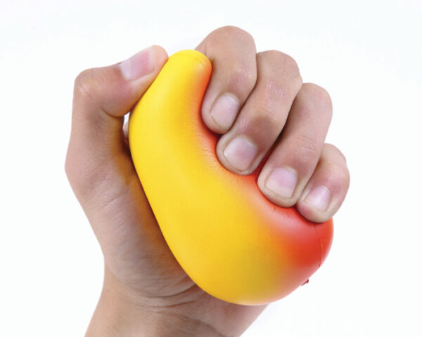 Anti-estres-con-forma-de-mango-en-mano